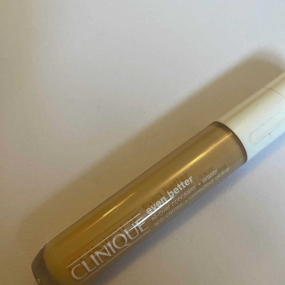 Clinique concealer